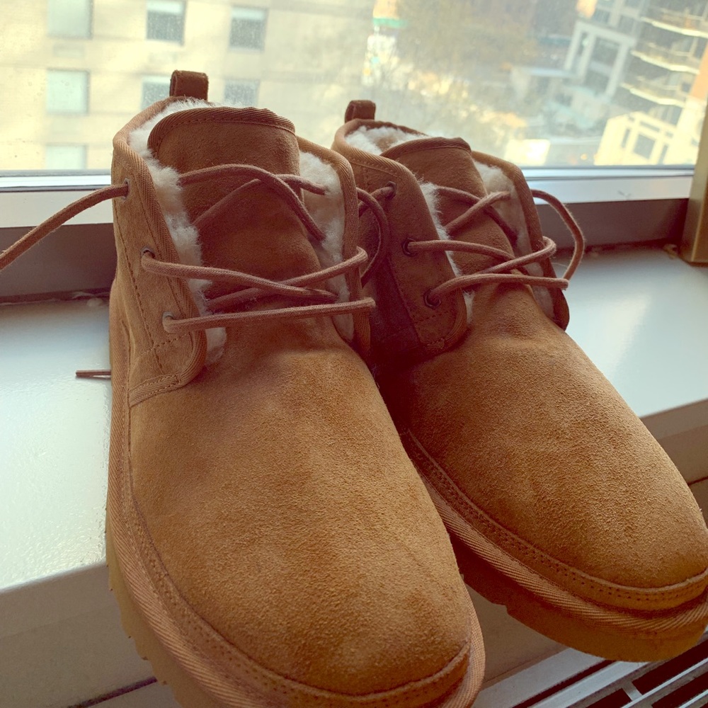 UGG chestnut neumel boot